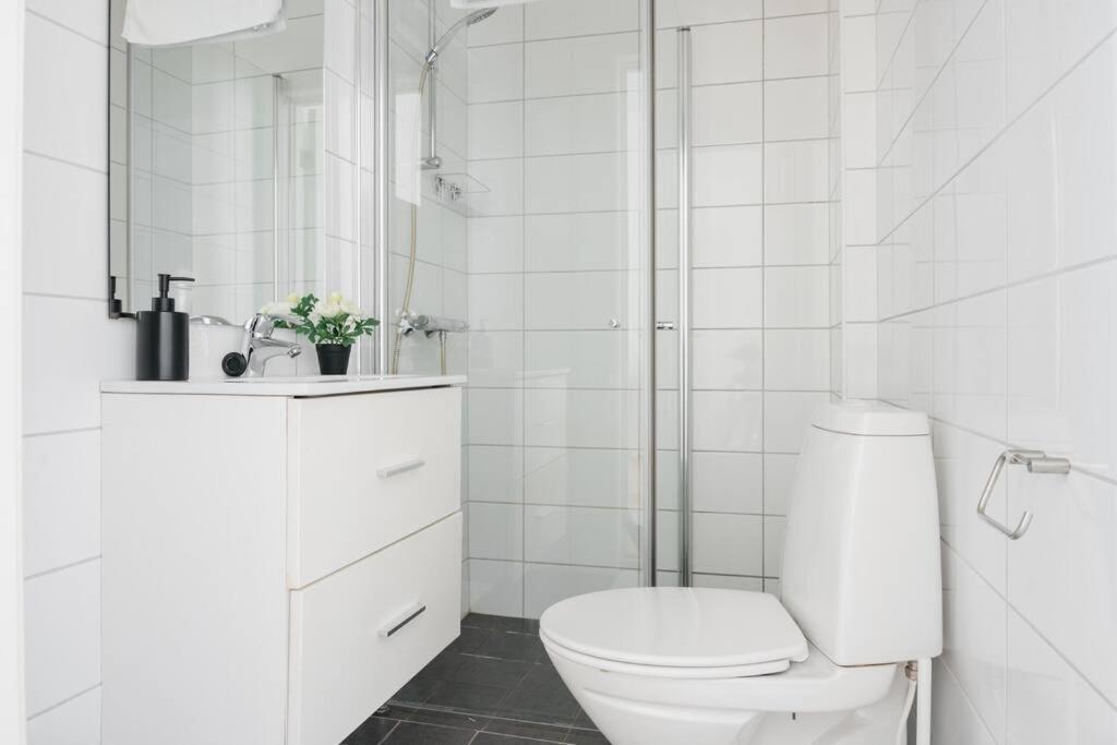 Stay Vagen - Nest In City Center Берген Екстериор снимка